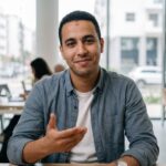 Allah y barek fik : expression arabe de bénédiction et de gratitude utilisée au quotidien